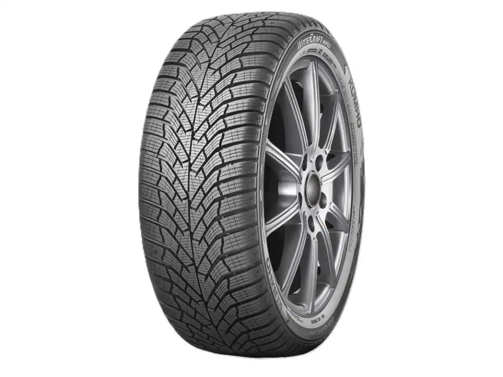 Nejlepší Volba Kumho 235/50 R17 WP52 100V XL 3PMSF