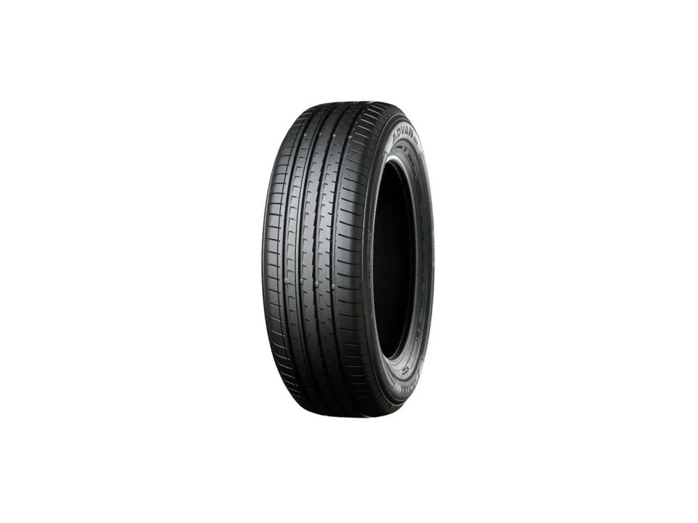 Odeslání Ihned Yokohama 235/60 R19 ADVAN V61 103V