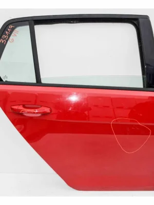 Akce dveře pravé zadní VW Golf VII 5G0 HB - poškrábaný lak (Holé)