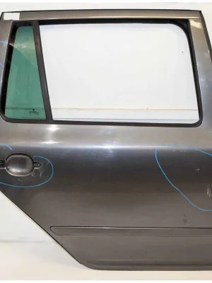 Akce dveře zadní pravé - holé ŠKODA Octavia II 1Z0 (lift) combi1Z9833312 - poškozený lak